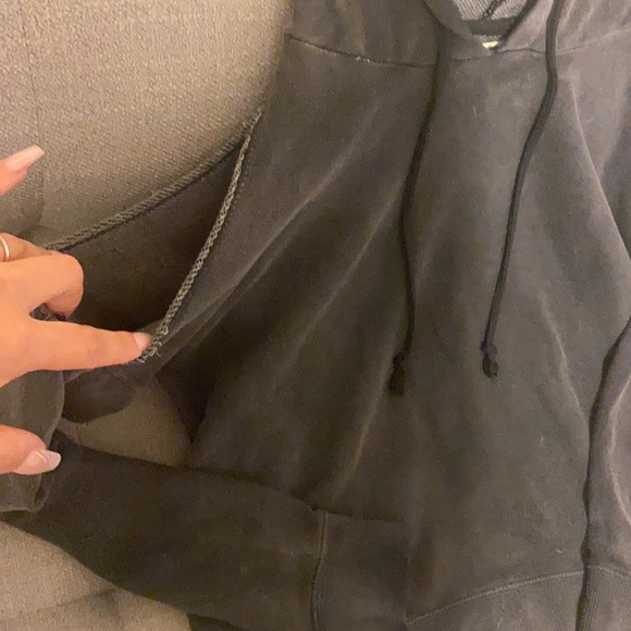 Grey Hoodie w/ cut out off the shoulder 🖤🖤 - Picture 2 of 3